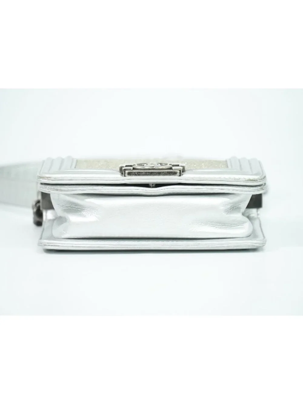 Chanel Boy CC Logo Chain Shoulder Bag Pochette Garu Sha Leather Metallic Silver